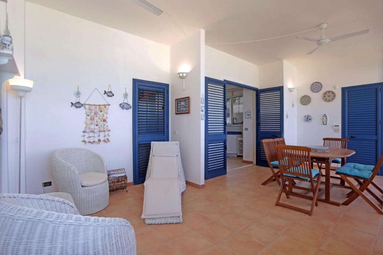 Balcone Sul Mediterraneo Punta Secca Exteriör bild